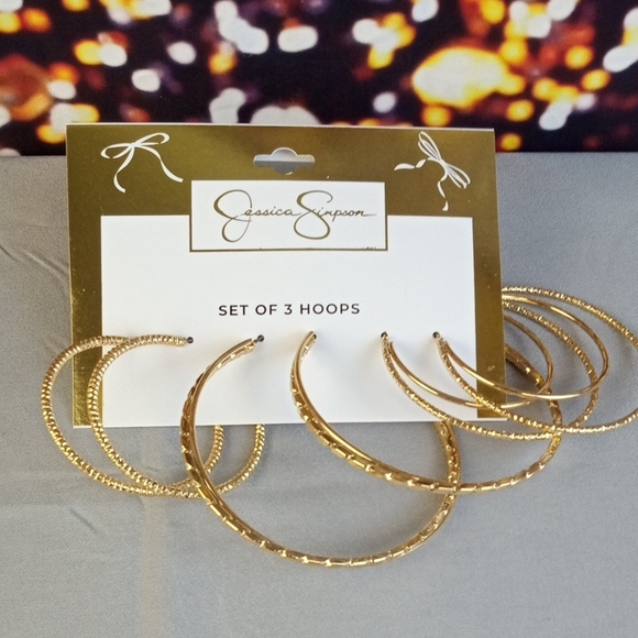 Jessica Simpson Jewelry - 🍒 Jessica Simpson Gold-Tone Hoop Earrings Trio